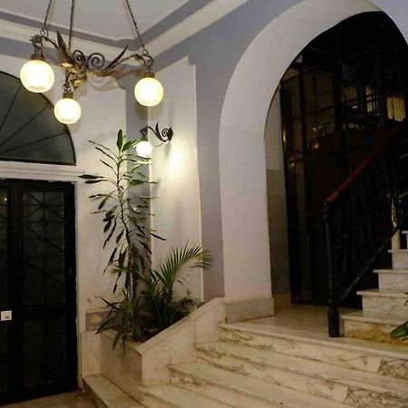 Beautiful Apartment Next To Piazza Di Spagna ローマ エクステリア 写真